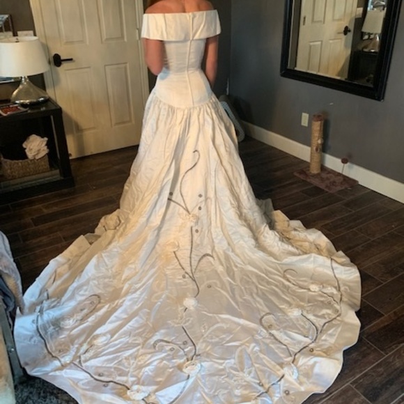 Arnold Scaasi Vintage Hand beaded wedding gown - Picture 1 of 8